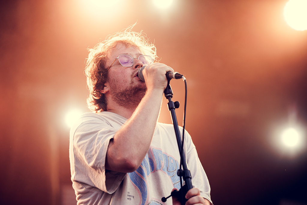 <a href='/artists/feldup/'>Feldup</a>