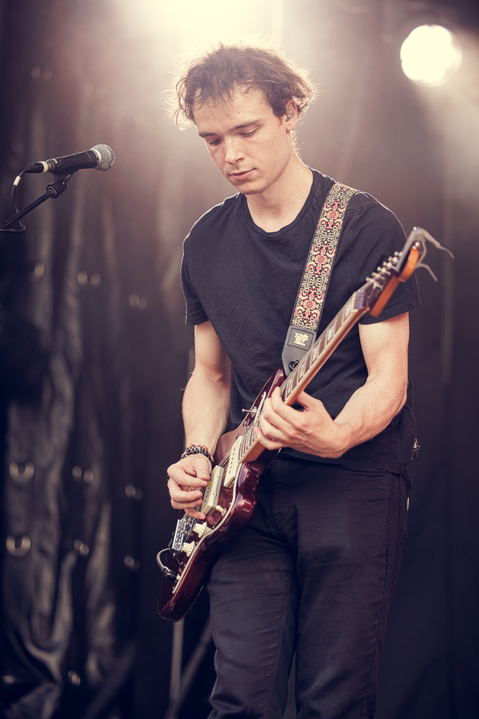 <a href='/artists/feldup/'>Feldup</a>