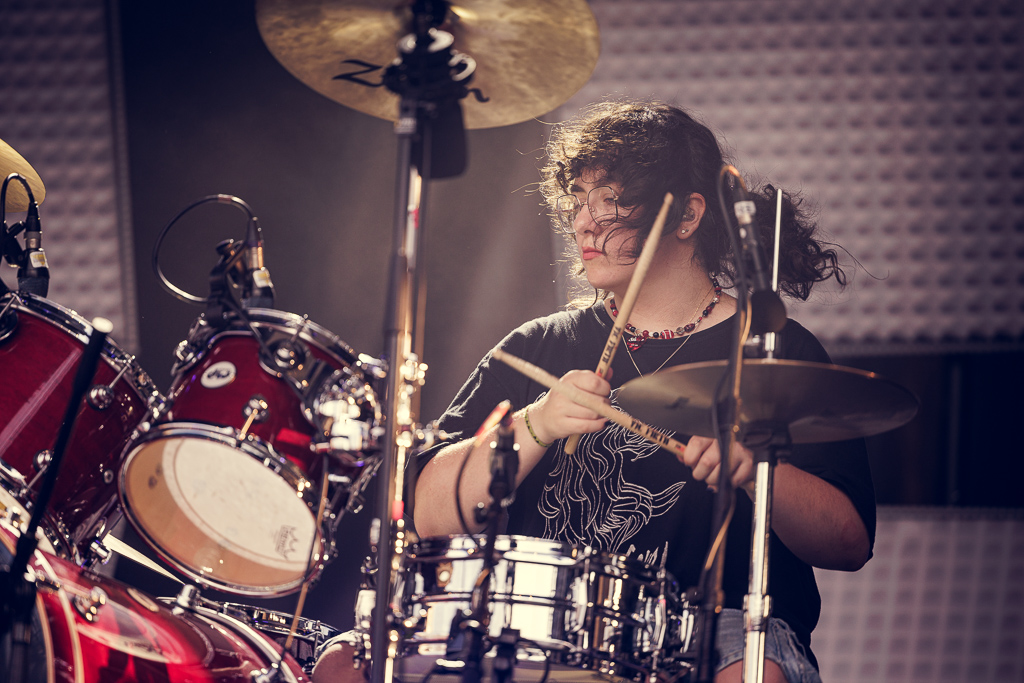 <a href='/artists/feldup/'>Feldup</a>