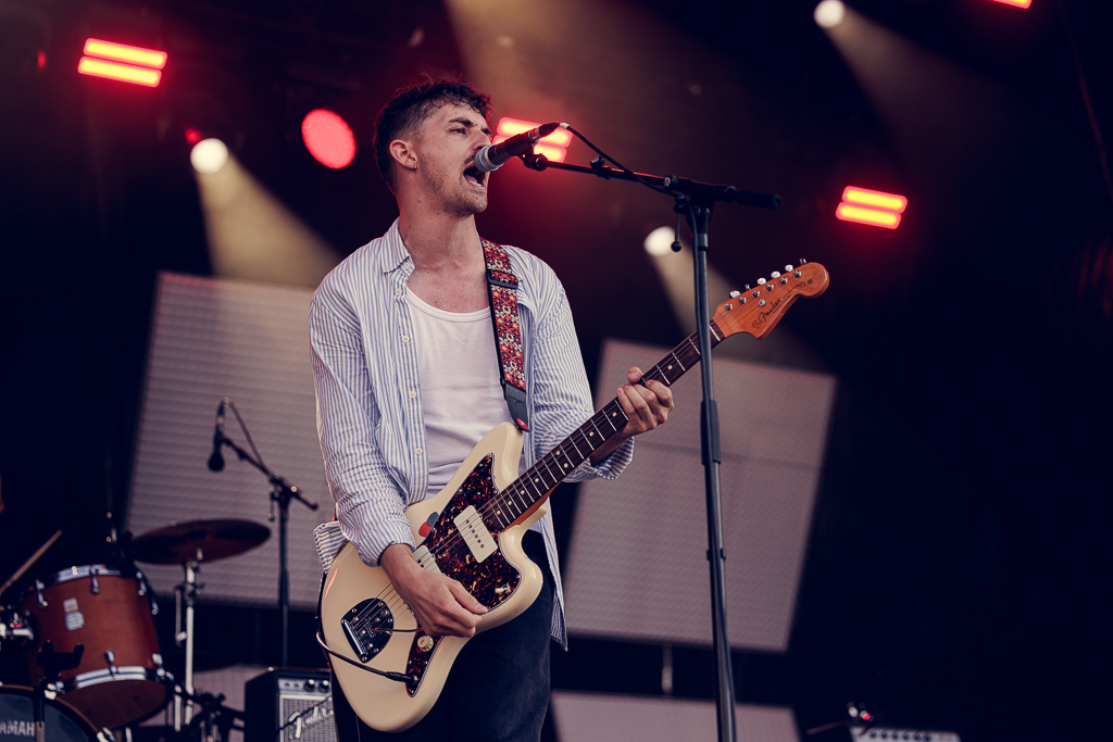 <a href='/artists/fugue/'>Fugue</a>