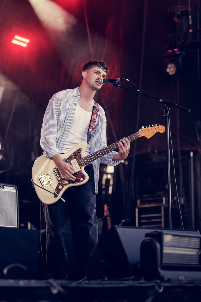 <a href='/artists/fugue/'>Fugue</a>