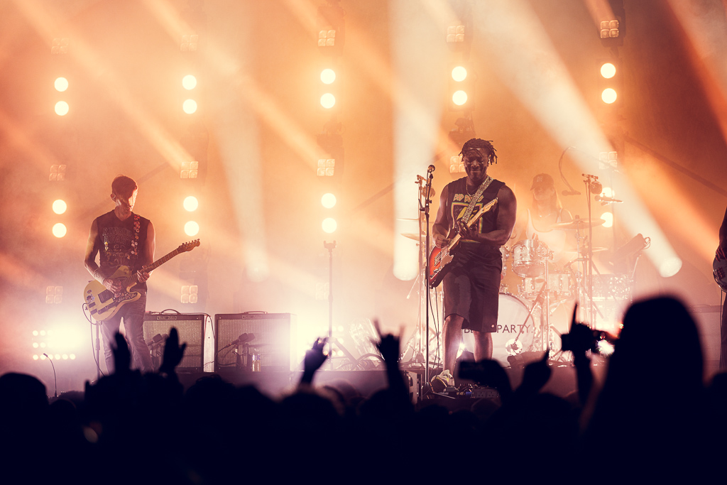 <a href='/artists/bloc-party/'>Bloc Party</a>