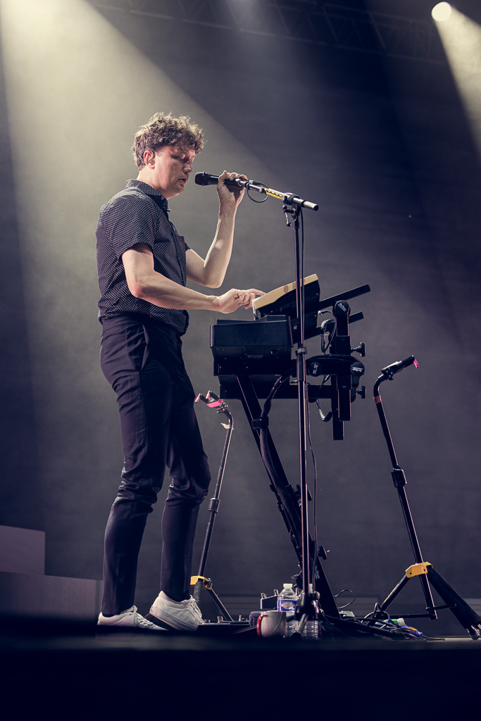 <a href='/artists/franz-ferdinand/'>Franz Ferdinand</a>