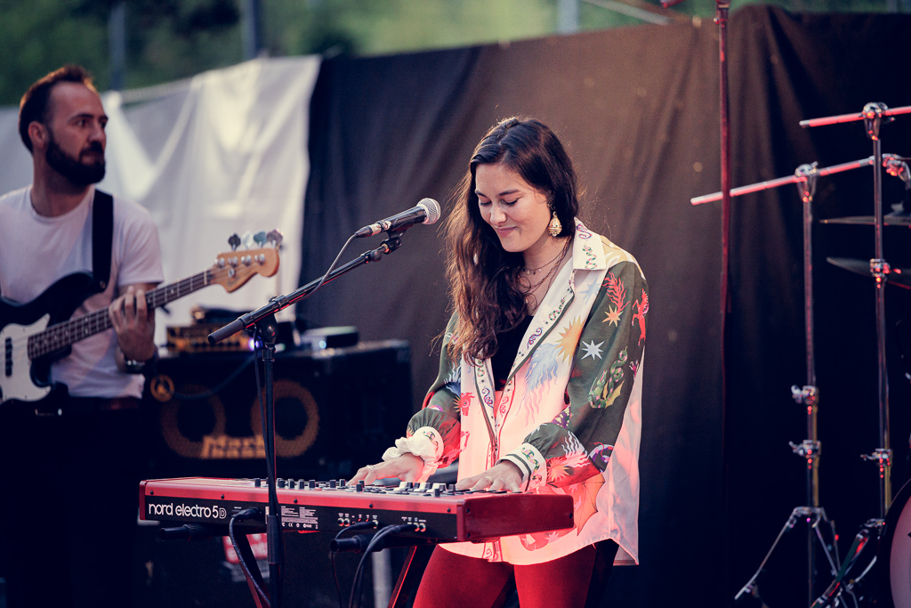 <a href='/artists/jango-janice/'>Jango Janice</a>