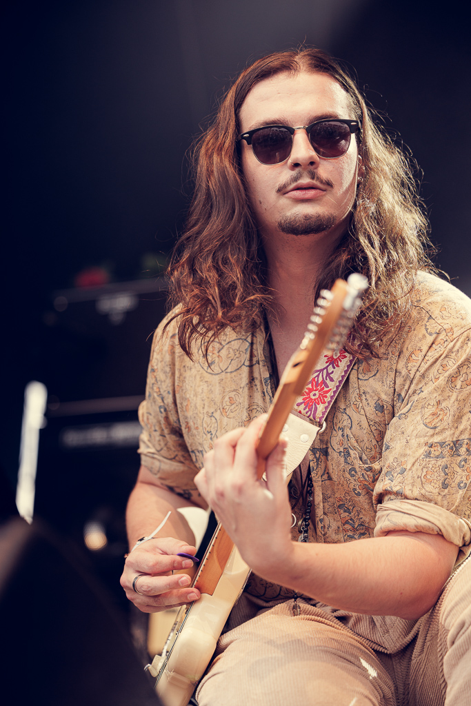 <a href='/artists/rosaly/'>Rosaly</a>