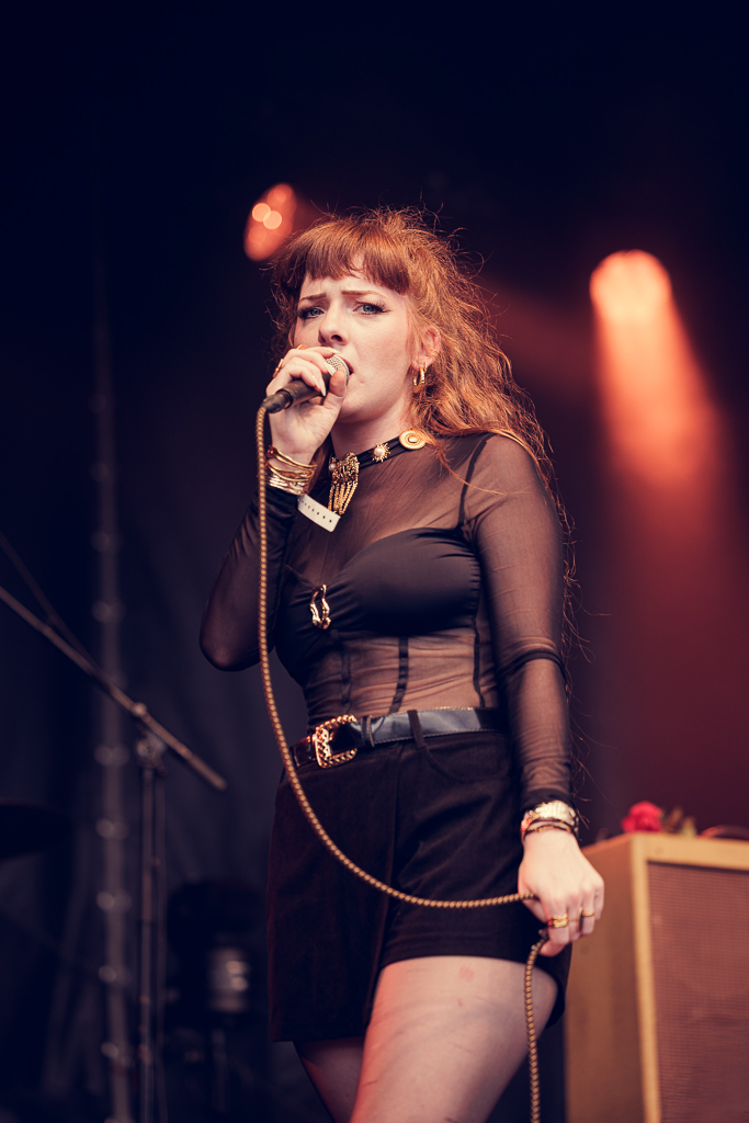 <a href='/artists/rosaly/'>Rosaly</a>