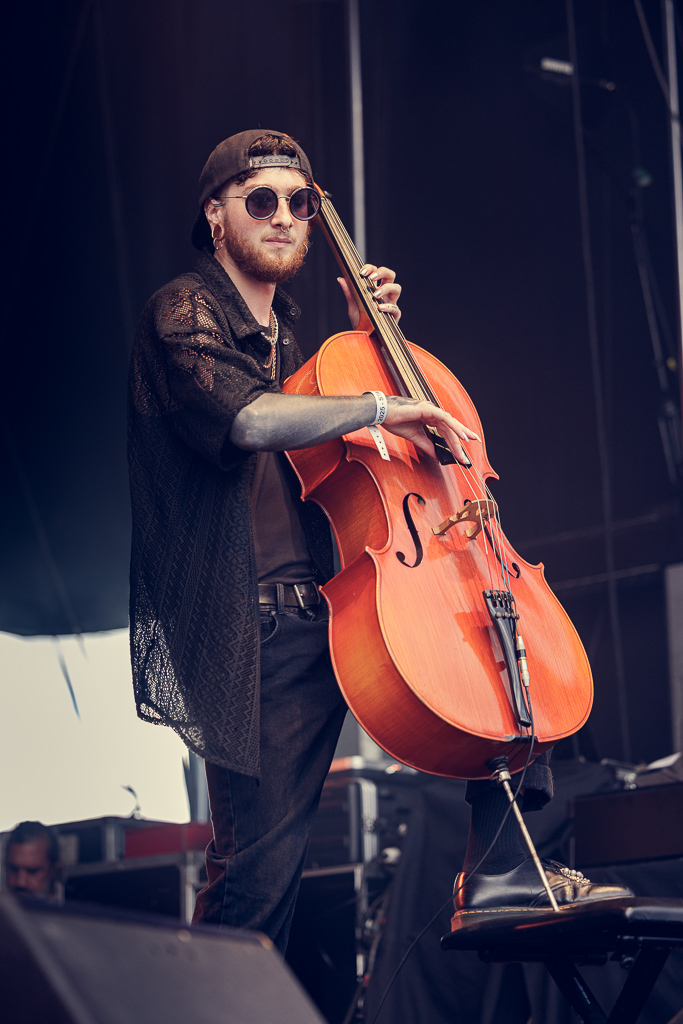 <a href='/artists/rosaly/'>Rosaly</a>