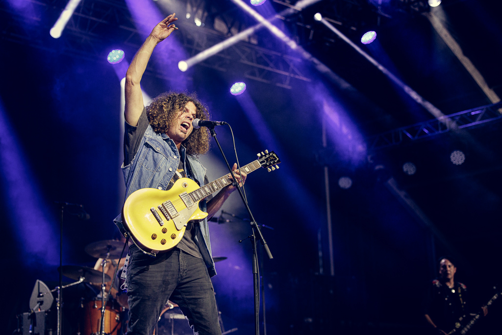 <a href='/artists/wolfmother/'>Wolfmother</a>