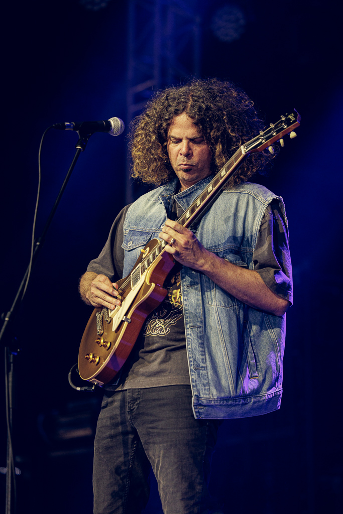 <a href='/artists/wolfmother/'>Wolfmother</a>