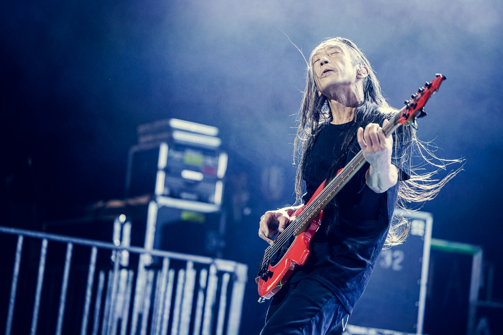 <a href='/artists/dream-theater/'>Dream Theater</a>