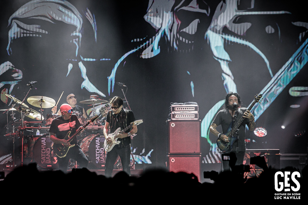 <a href='/artists/satchvai-band/'>SatchVai Band</a>