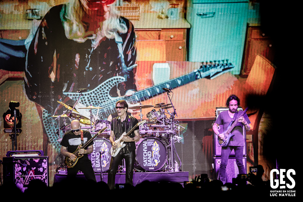 <a href='/artists/satchvai-band/'>SatchVai Band</a>