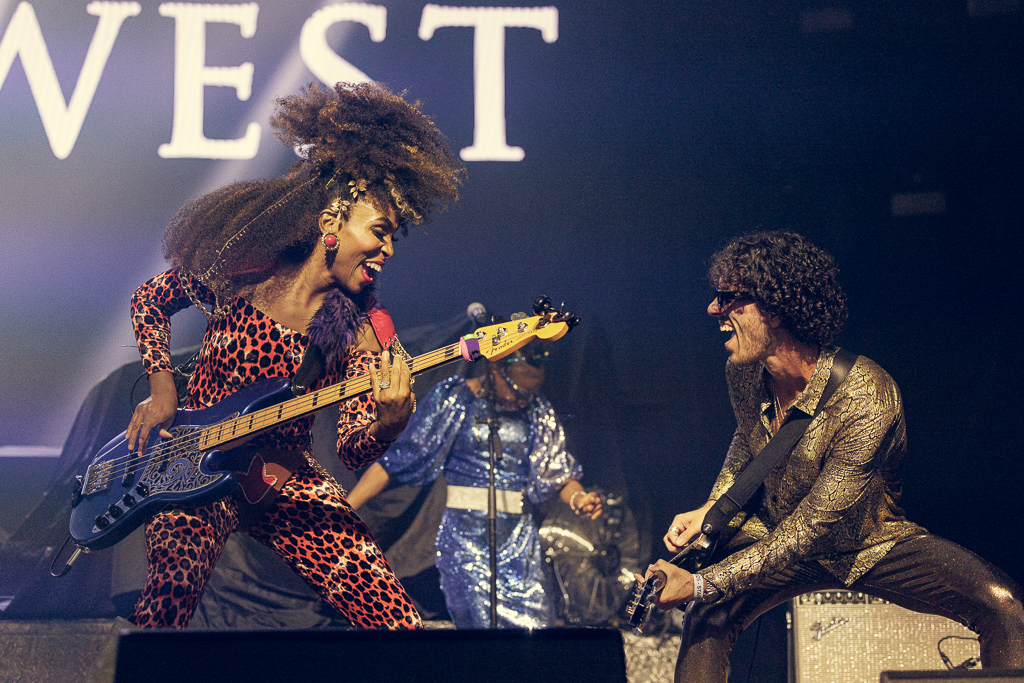 <a href='/artists/nik-west/'>Nik West</a>