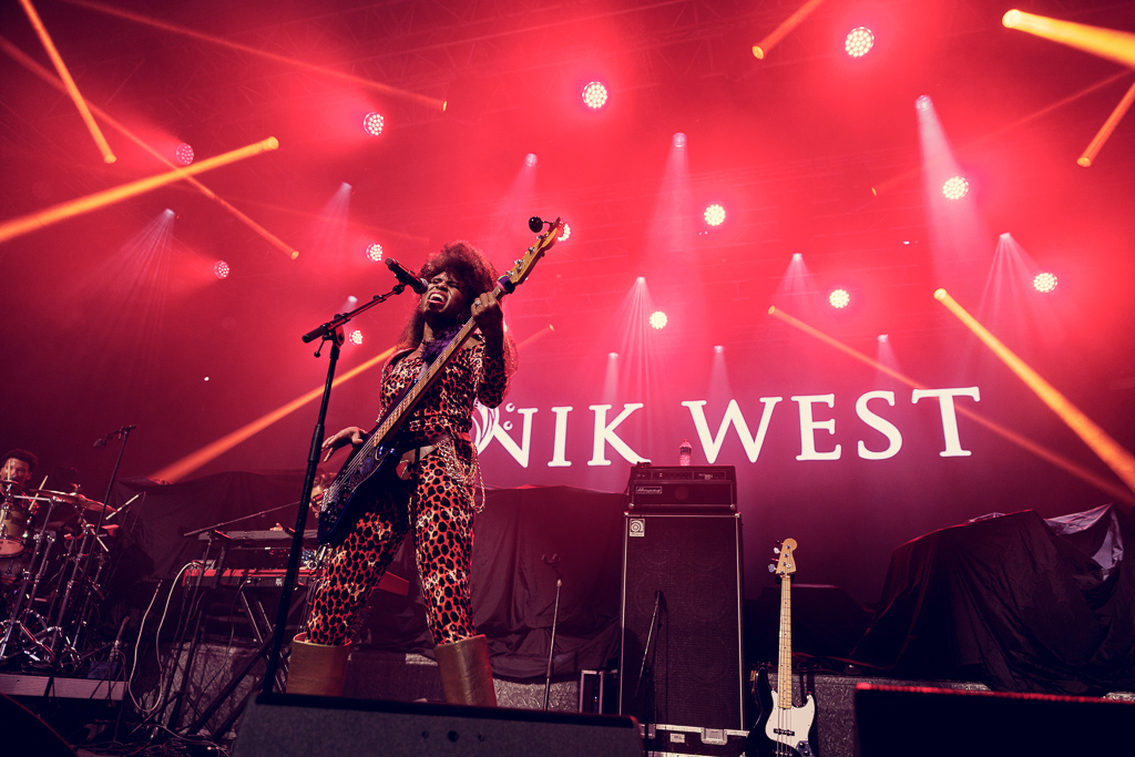 <a href='/artists/nik-west/'>Nik West</a>