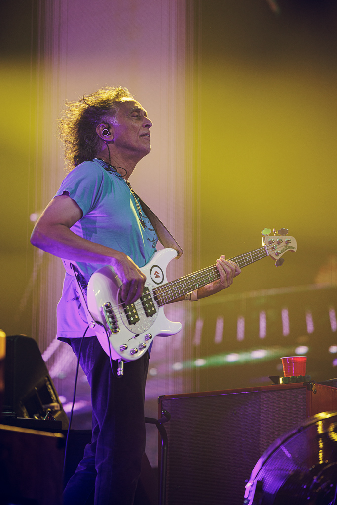 <a href='/artists/santana/'>Santana</a>