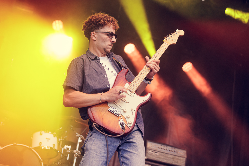 <a href='/artists/younger-spirit/'>Younger Spirit</a>