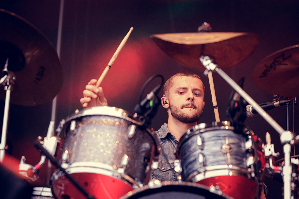 <a href='/artists/younger-spirit/'>Younger Spirit</a>