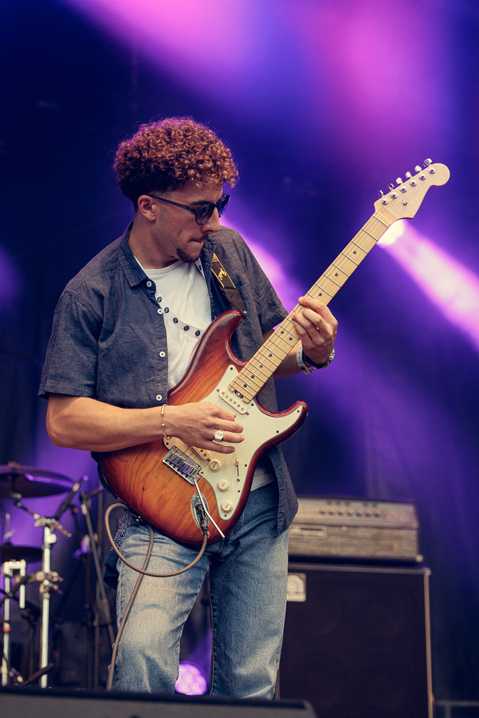 <a href='/artists/younger-spirit/'>Younger Spirit</a>