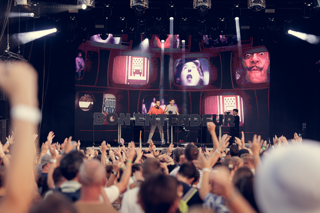 <a href='/artists/bon-entendeur/'>Bon Entendeur</a>