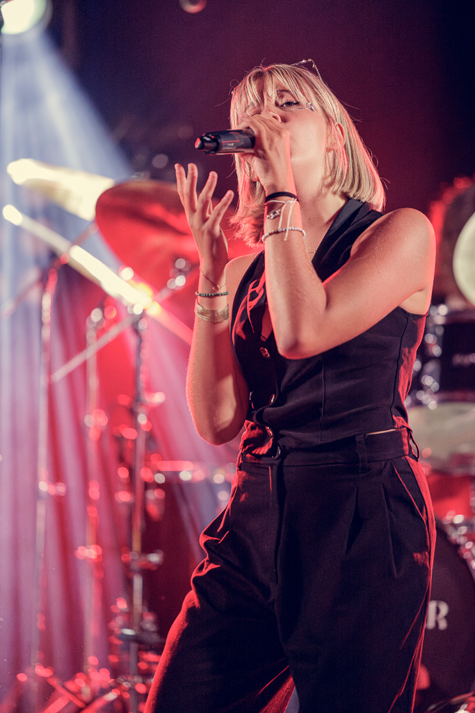 <a href='/artists/lou-beurier/'>Lou Beurier</a>