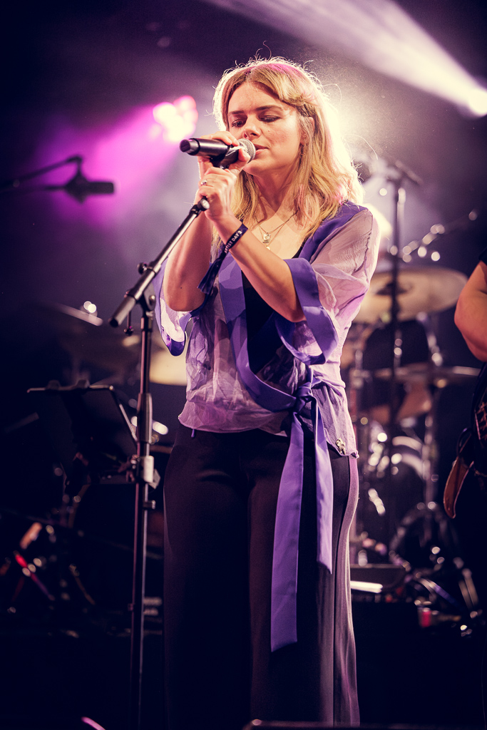 <a href='/artists/murray-head/'>Murray Head</a>