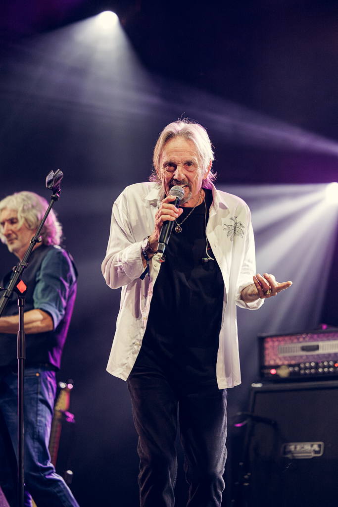 <a href='/artists/murray-head/'>Murray Head</a>