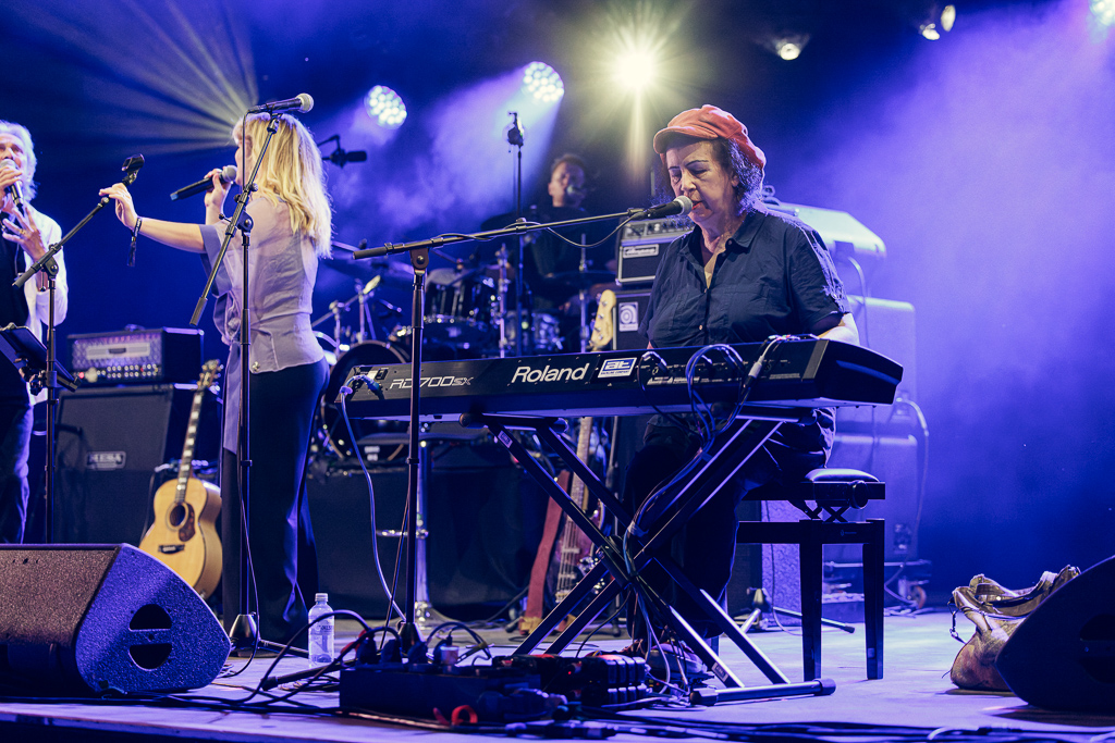 <a href='/artists/murray-head/'>Murray Head</a>