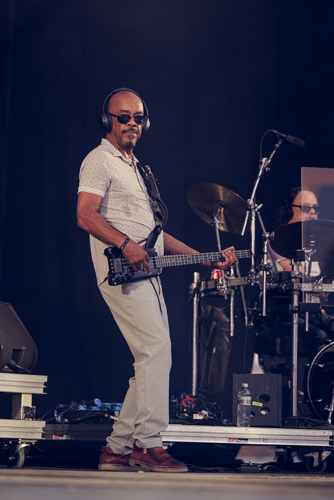 <a href='/artists/ub40/'>UB40</a>