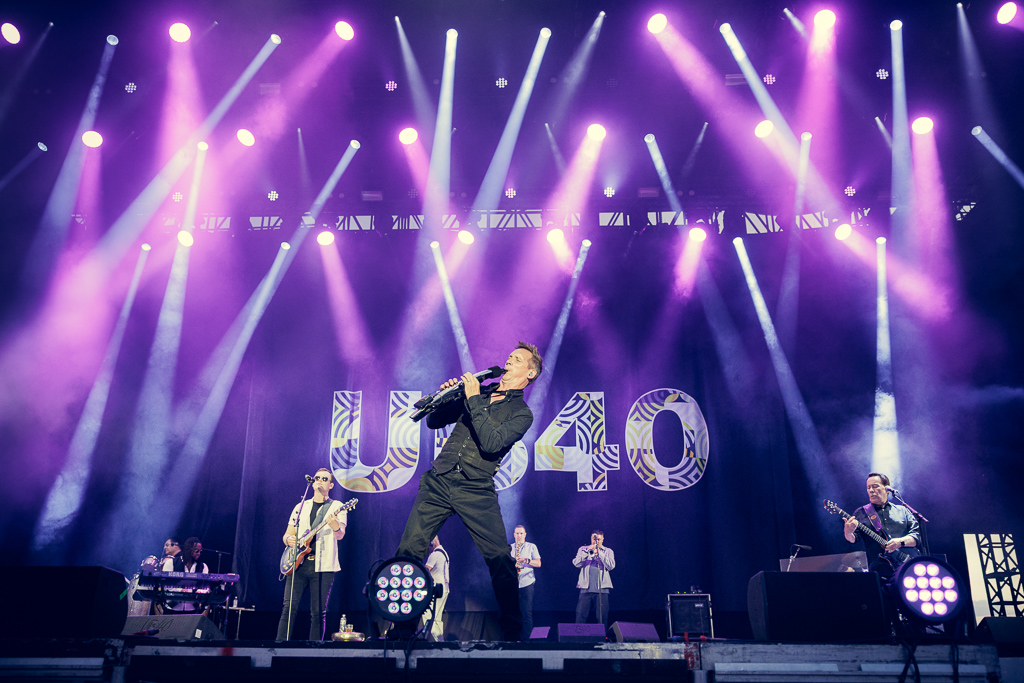 <a href='/artists/ub40/'>UB40</a>