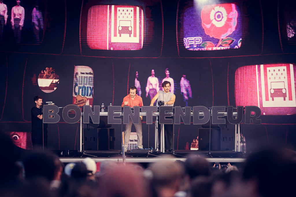 <a href='/artists/bon-entendeur/'>Bon Entendeur</a>