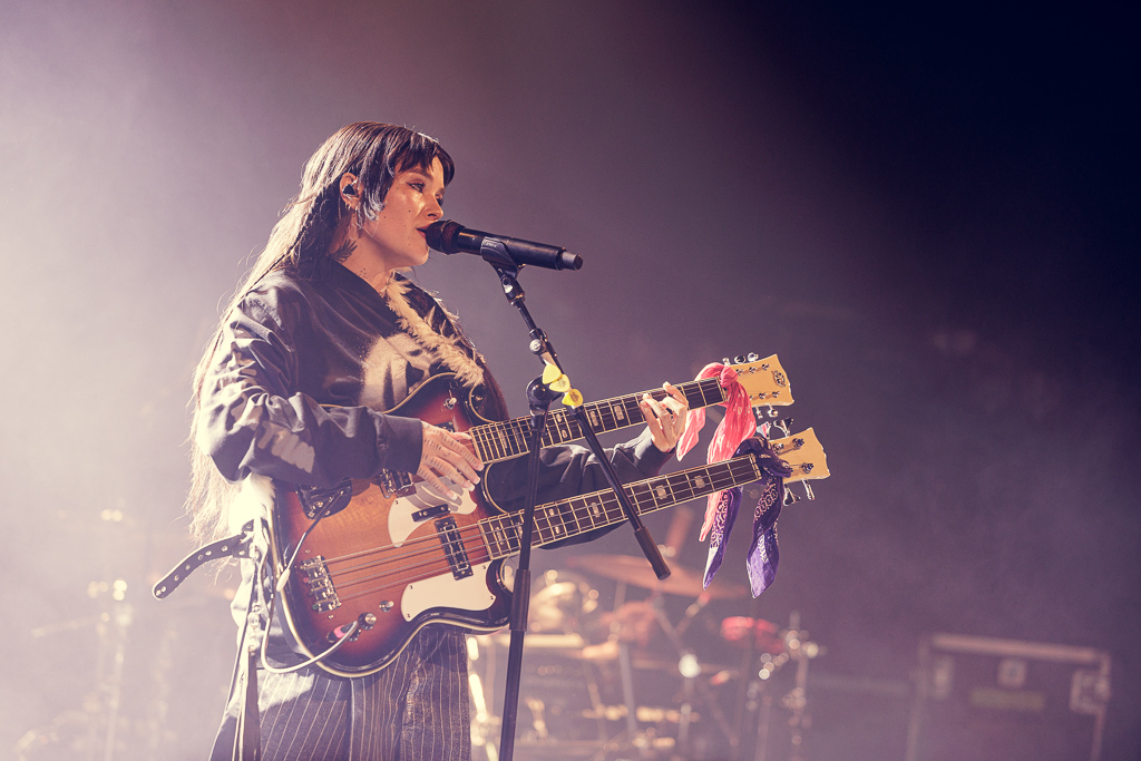 <a href='/artists/saya-gray/'>Saya Gray</a>