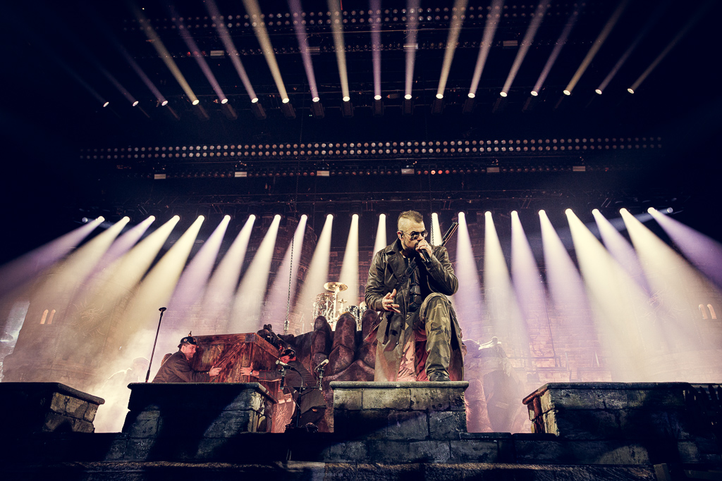 <a href='/artists/sabaton/'>Sabaton</a>