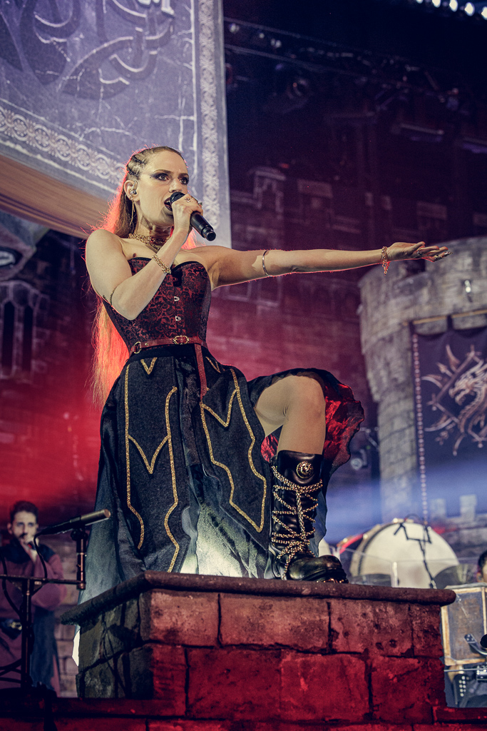 <a href='/artists/the-legendary-orchestra/'>The Legendary Orchestra</a>