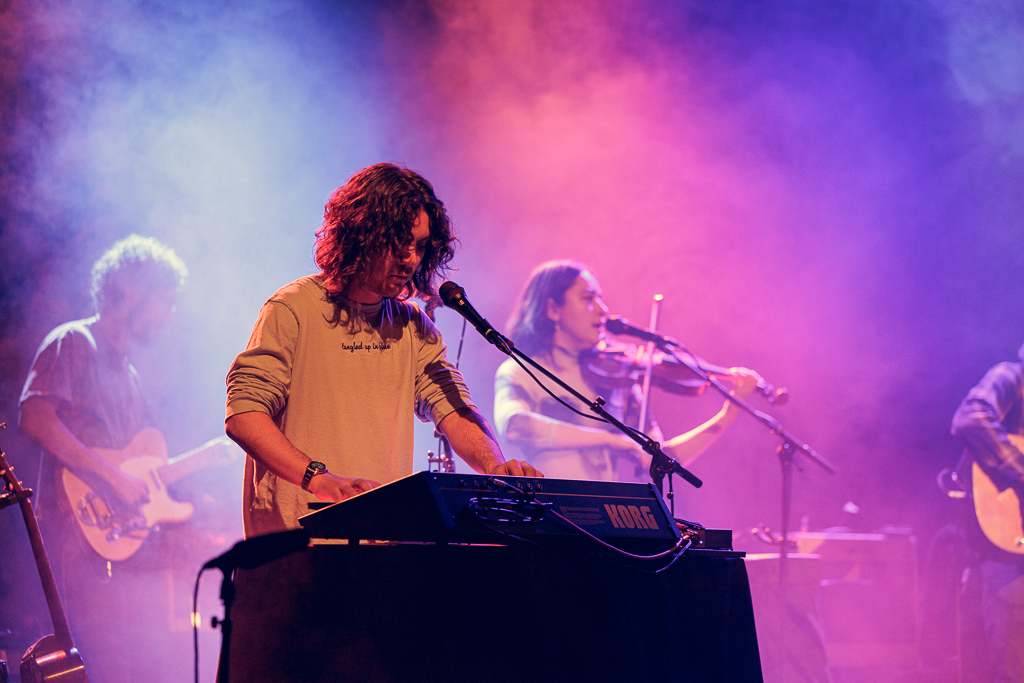 <a href='/artists/jeff-tweedy/'>Jeff Tweedy</a>