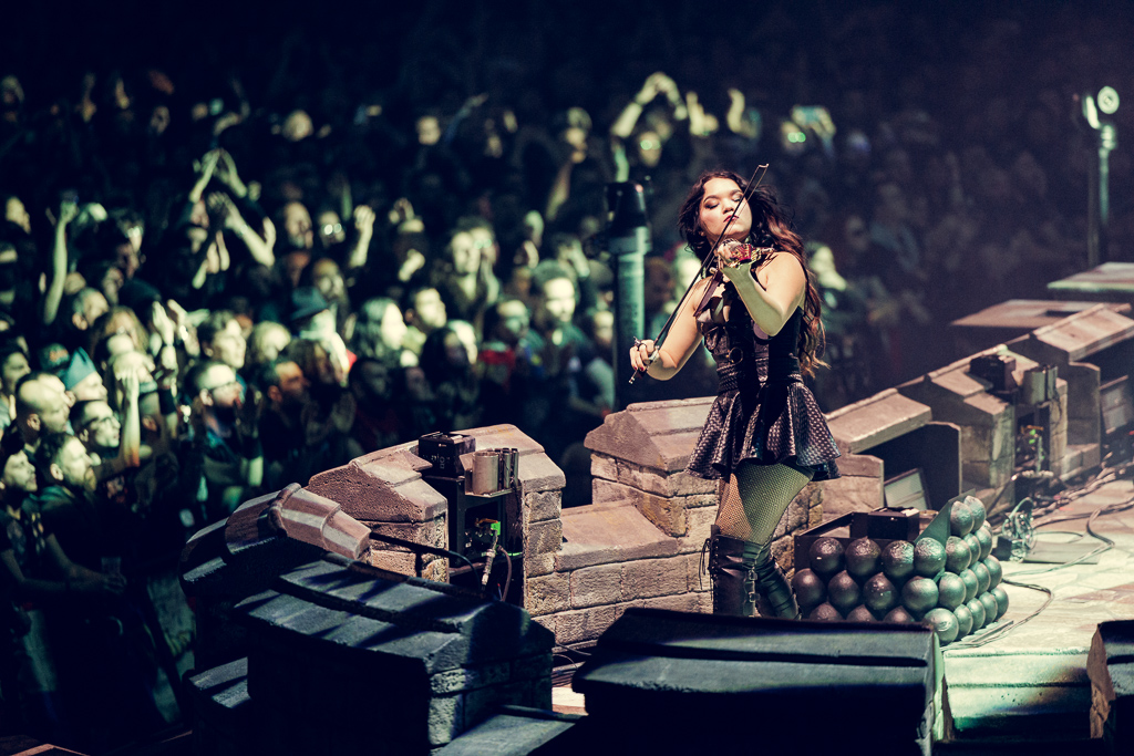 <a href='/artists/the-legendary-orchestra/'>The Legendary Orchestra</a>