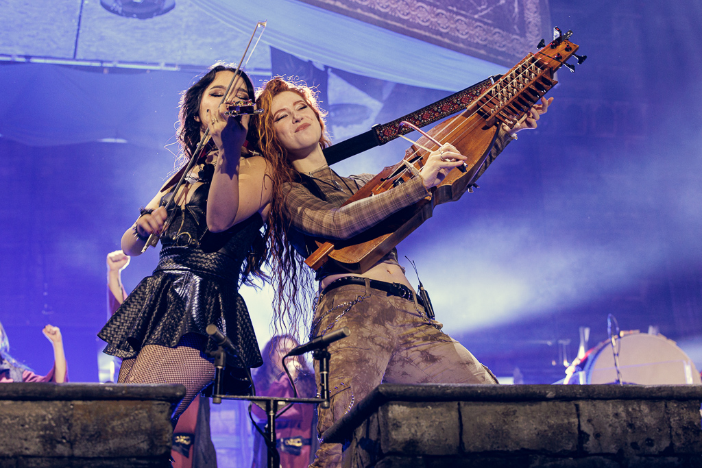 <a href='/artists/the-legendary-orchestra/'>The Legendary Orchestra</a>