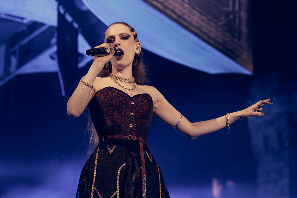 <a href='/artists/the-legendary-orchestra/'>The Legendary Orchestra</a>