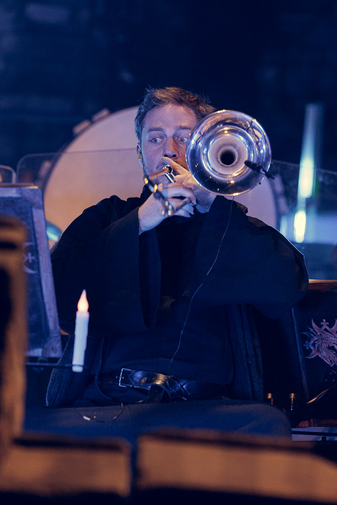 <a href='/artists/the-legendary-orchestra/'>The Legendary Orchestra</a>