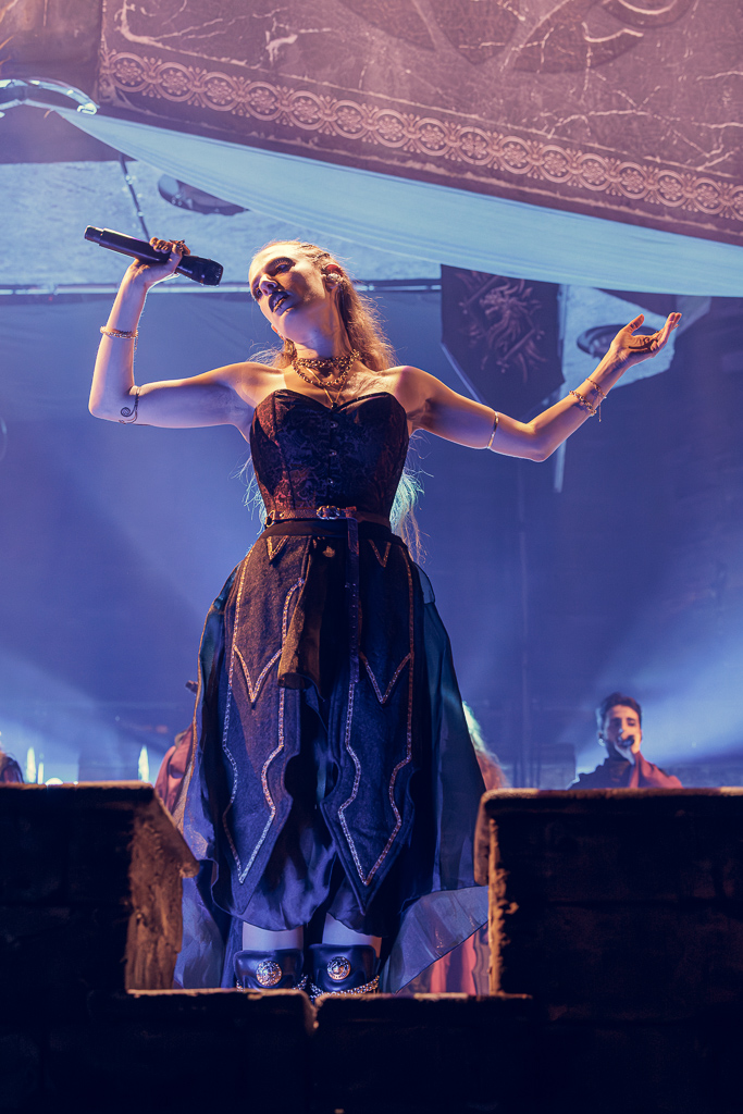 <a href='/artists/the-legendary-orchestra/'>The Legendary Orchestra</a>