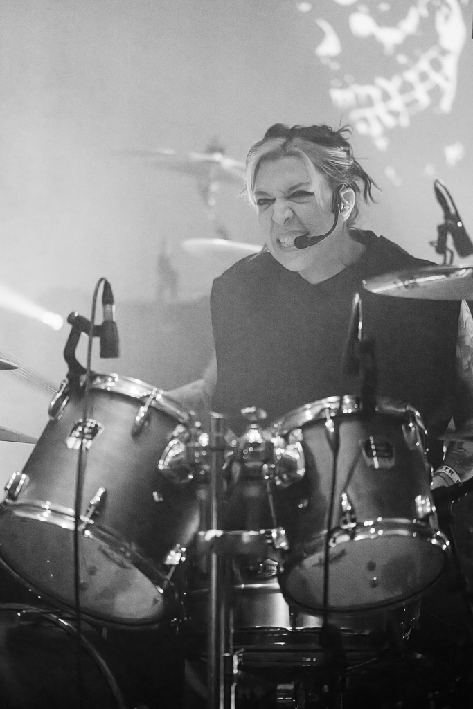 <a href='/artists/meuhstache/'>Meuhstache</a>