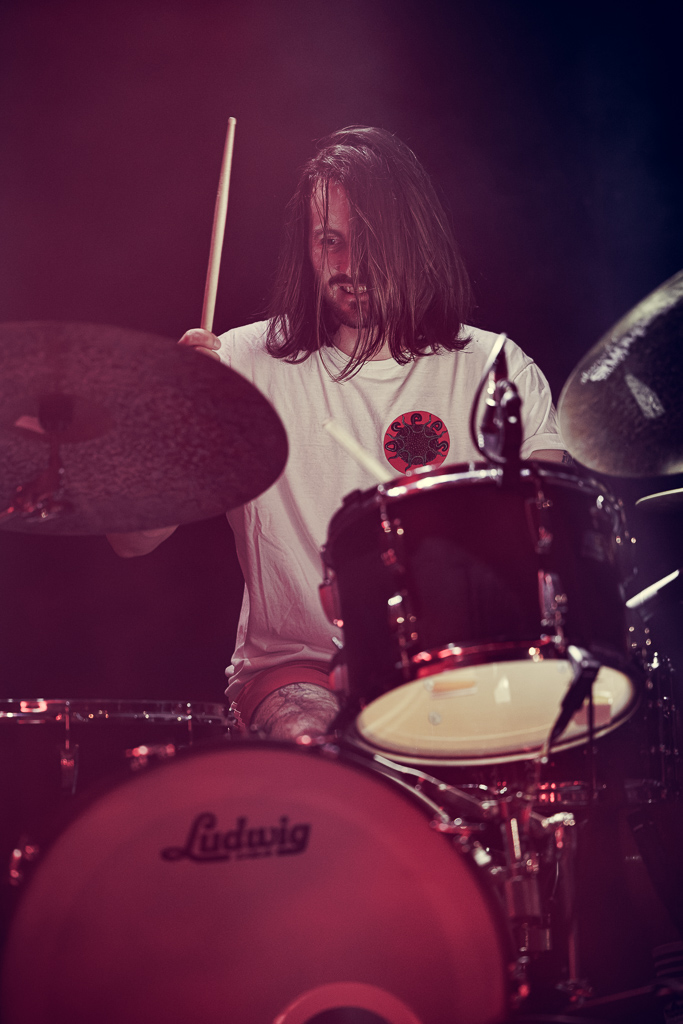 <a href='/artists/eckhart/'>Eckhart</a>