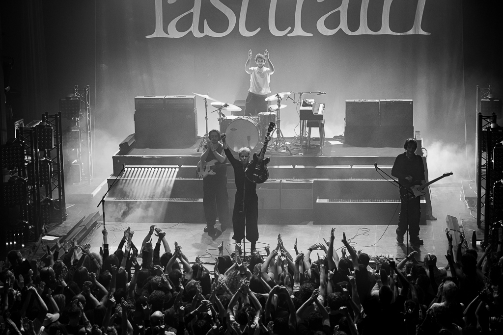 <a href='/artists/last-train/'>Last Train</a>