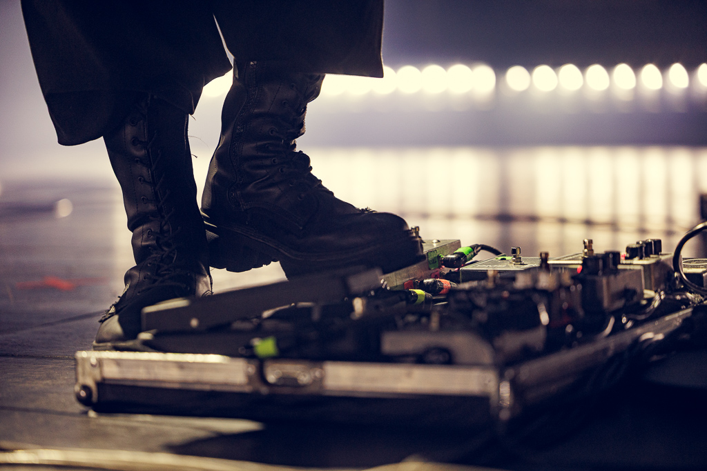 <a href='/artists/last-train/'>Last Train</a>