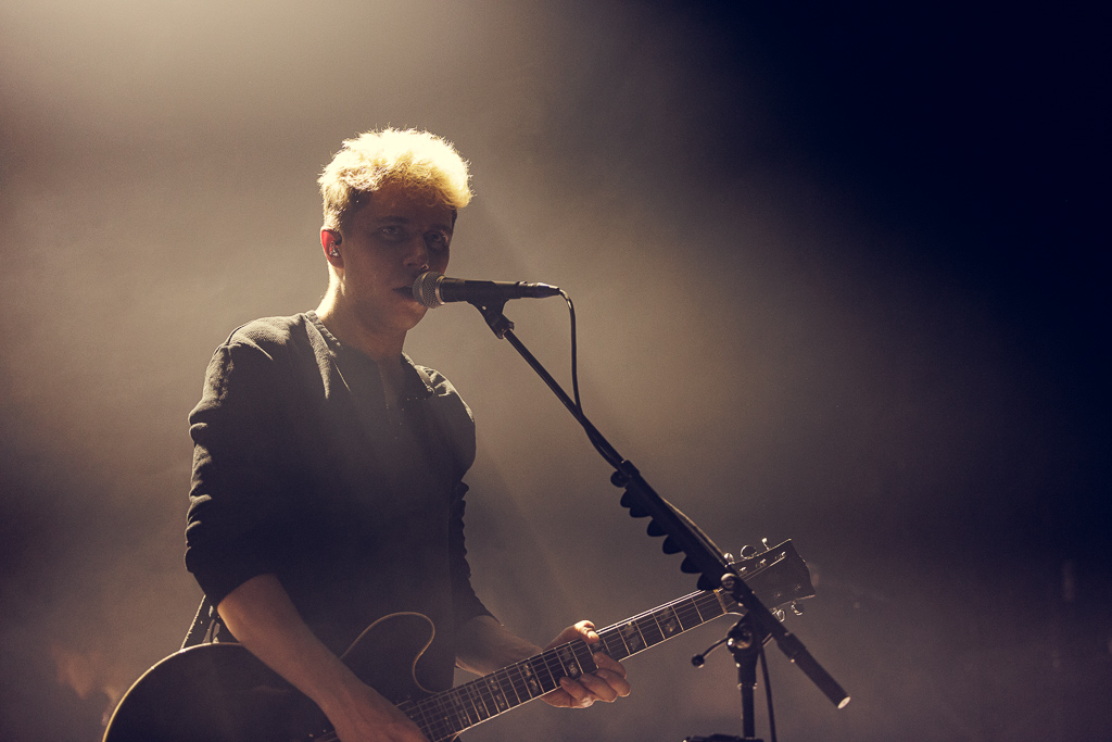 <a href='/artists/last-train/'>Last Train</a>