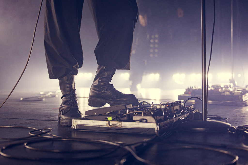 <a href='/artists/last-train/'>Last Train</a>