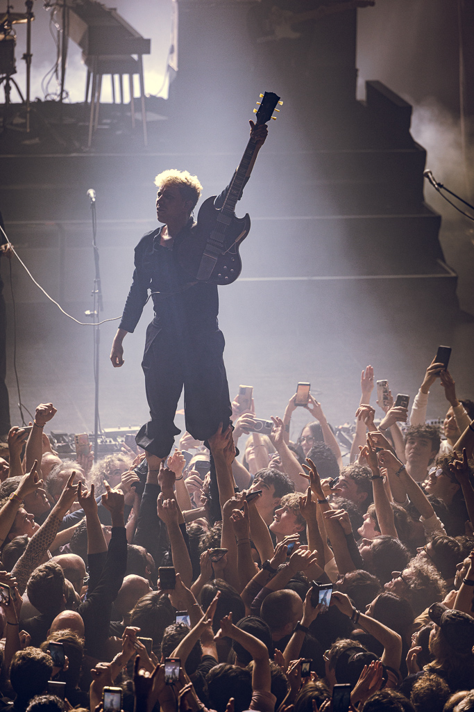 <a href='/artists/last-train/'>Last Train</a>