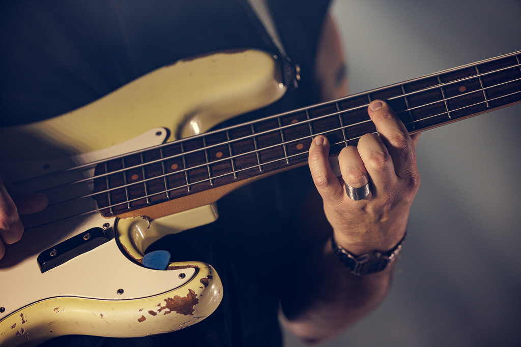 <a href='/artists/last-train/'>Last Train</a>